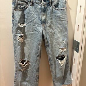 Universal Thread Light Blue Denim Jeans